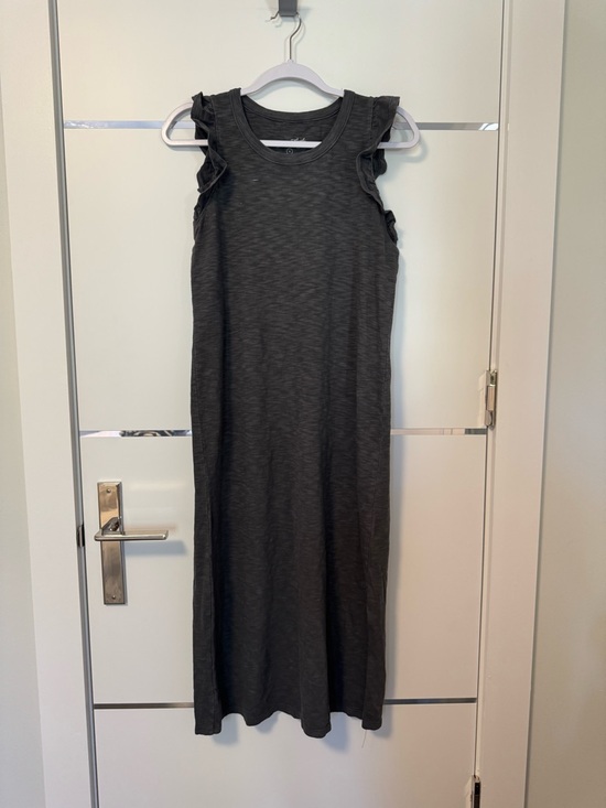 Dresses & Skirts - Sleeveless Ruffle-Shoulder Maxi Dress - Charcoal